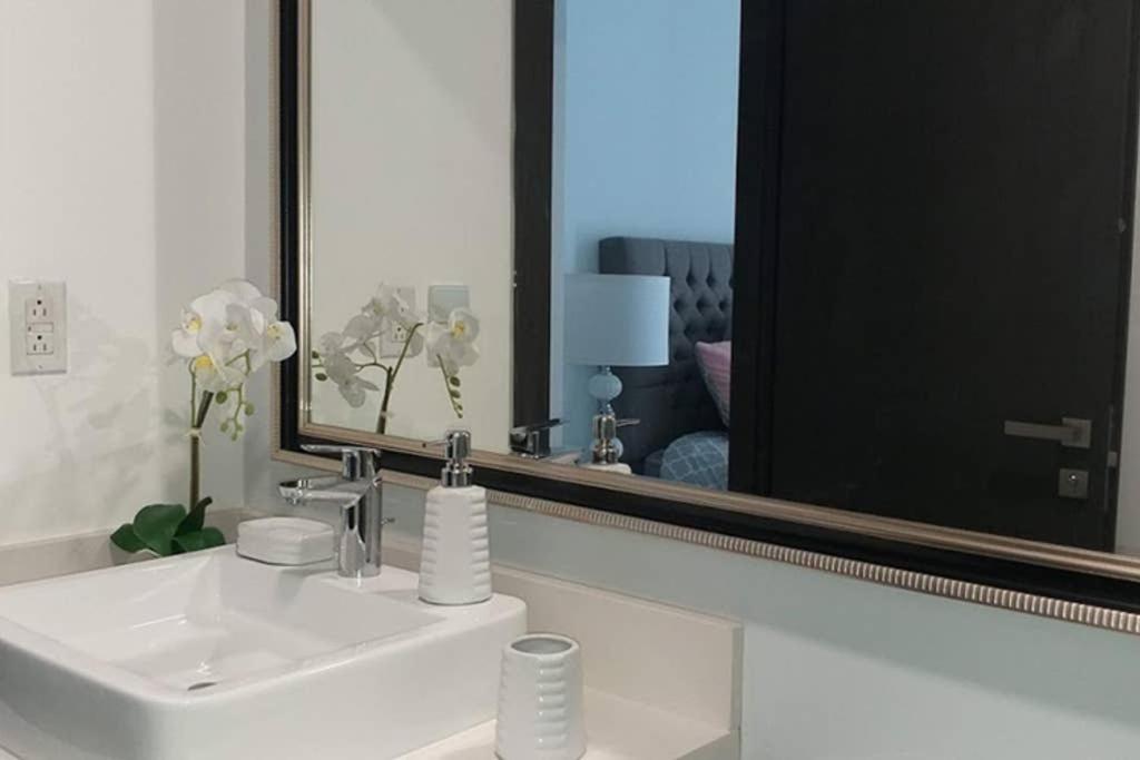 Moderno Y Acogedor Condominio En Zona Exclusiva 산페드로술라 외부 사진
